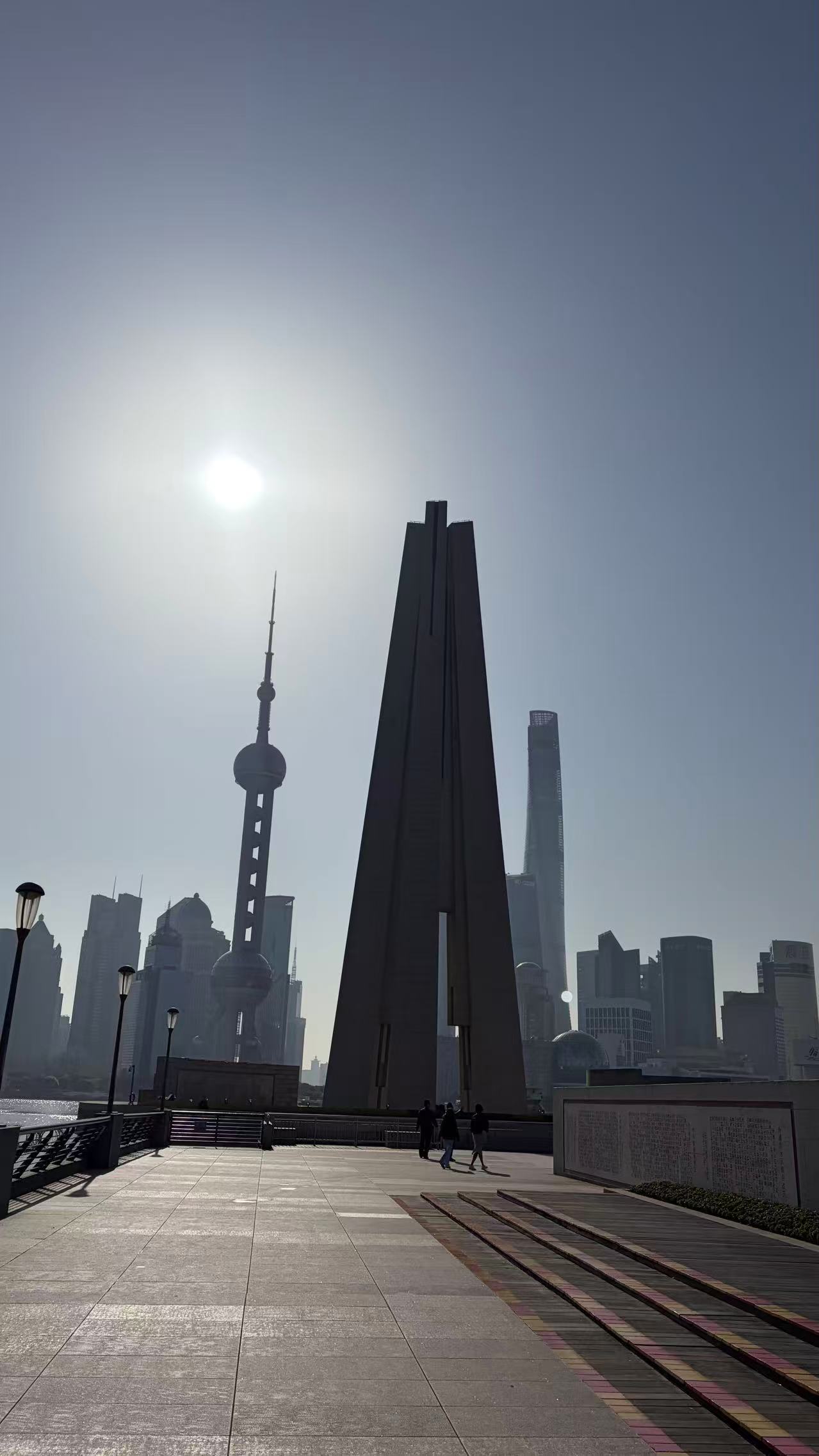 英雄纪念碑