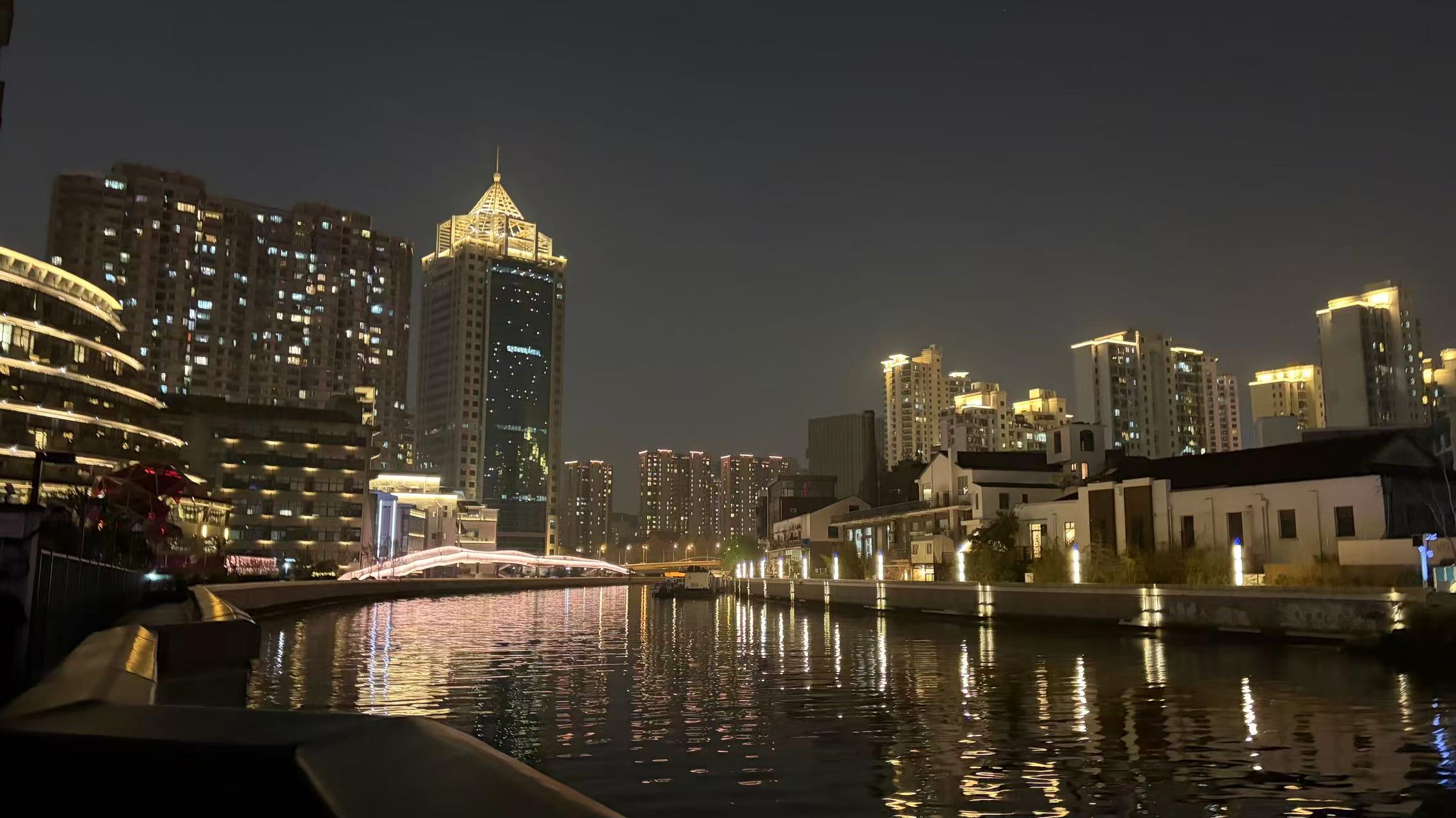 苏州河夜景